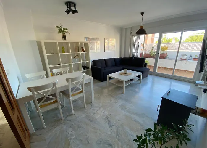 Casa Con Piscina Comunitaria En Albayzin Alto