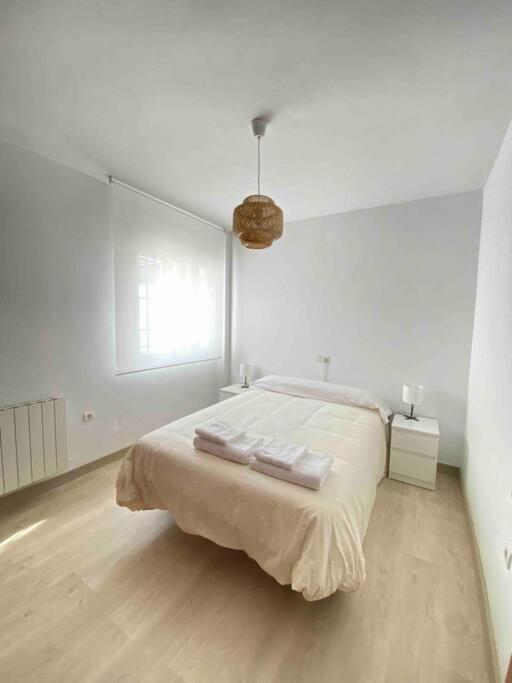 Casa Con Piscina Comunitaria En Albayzin Alto Holiday home *